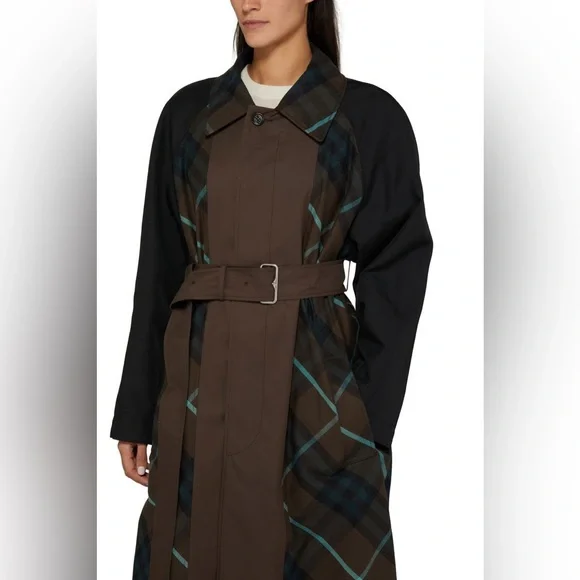Burberry Bradford Belted-Waist Reversible Trench Coat - Picture 2 of 16